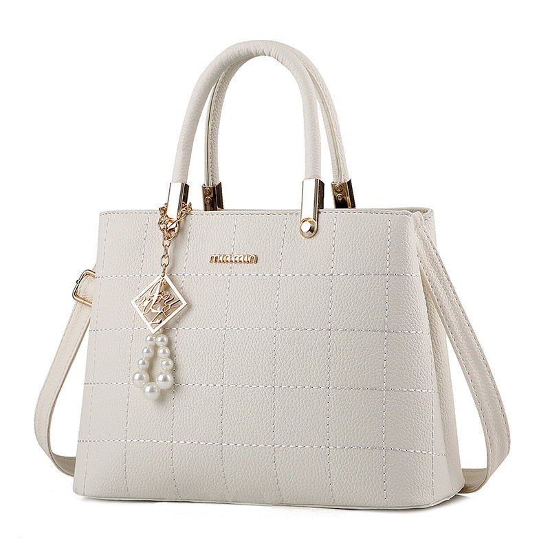 Bolsa Feminina Maule: Elegância e Praticidade para Cada Ocasião