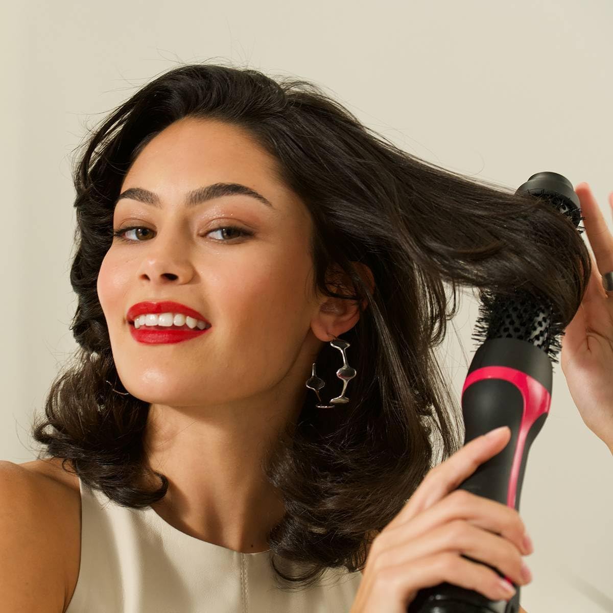 Escova Secadora Alisadora Revlon Root Booster (127)