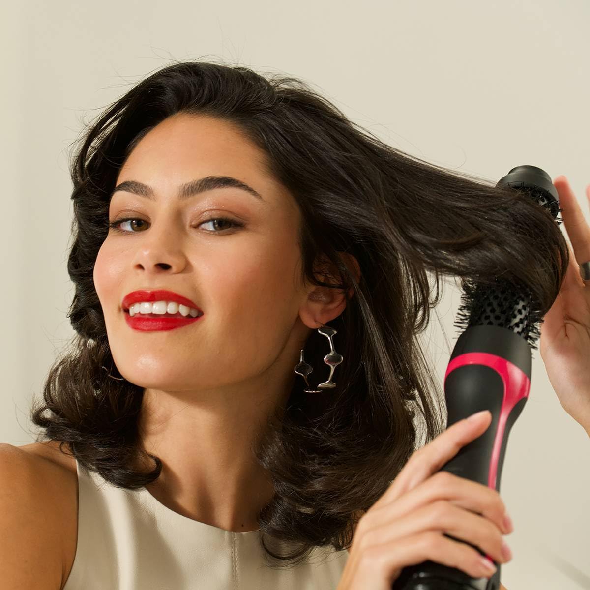 Escova Secadora Alisadora Revlon Root Booster (127)
