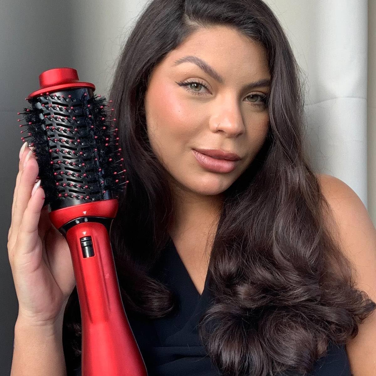 Revlon - Escova Secadora Revlon Volumizer Plus Celebrate 220v